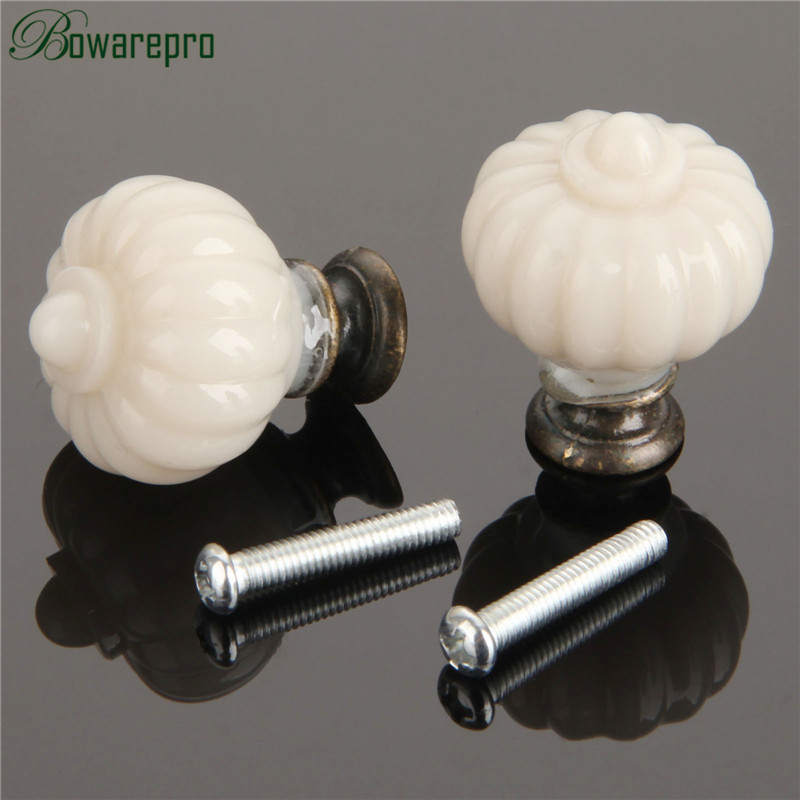 Bouton d'armoire en forme de A - Furniture Hardware Handles avis et prix